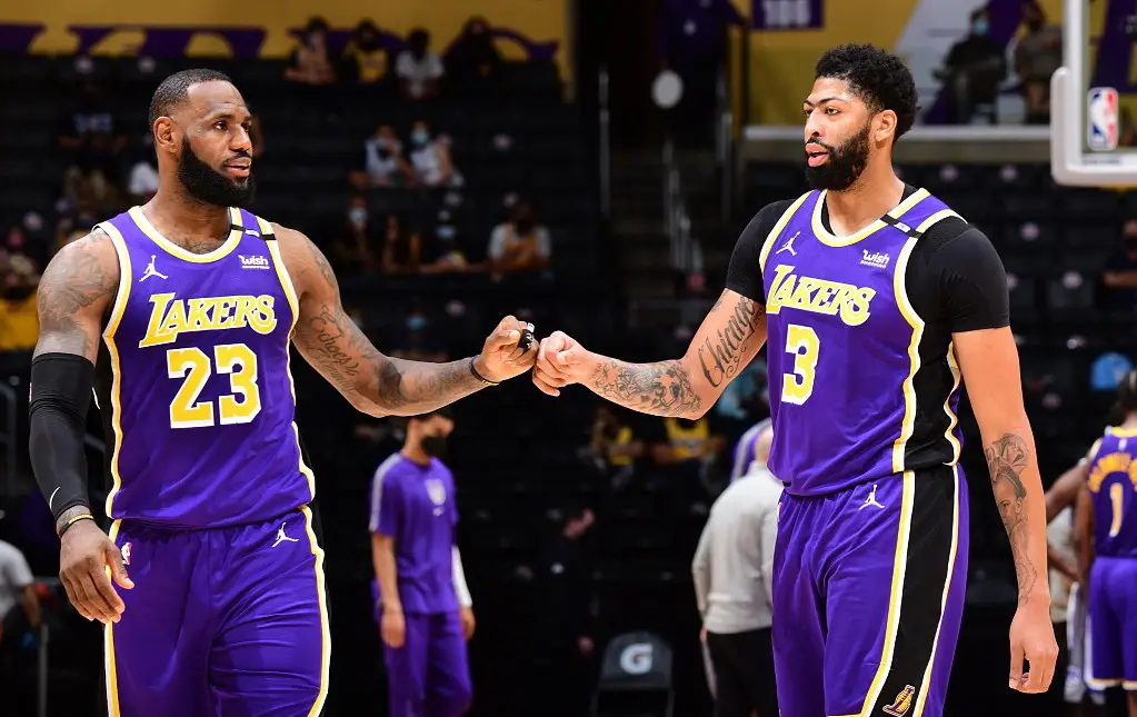 EG鏖战G2，BDD操刀奇招英雄翻盘焦点之战成都决赛之夜，点燃全场激情