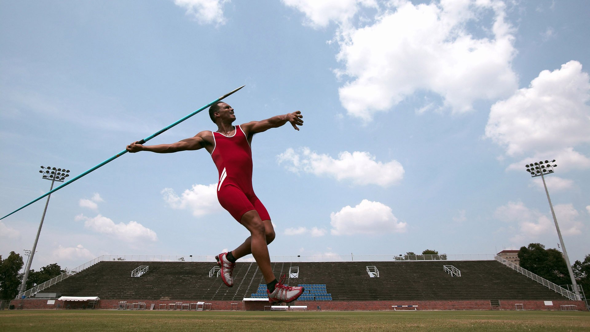 无声的表演，风暴的源头，罗德里一役定义中场，毕尔巴鄂以血脉压制终结德比悬念